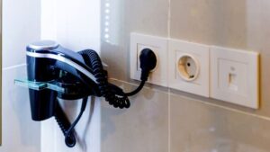 Qué altura debe tener un enchufe? que-altura-debe-tener-un-enchufe